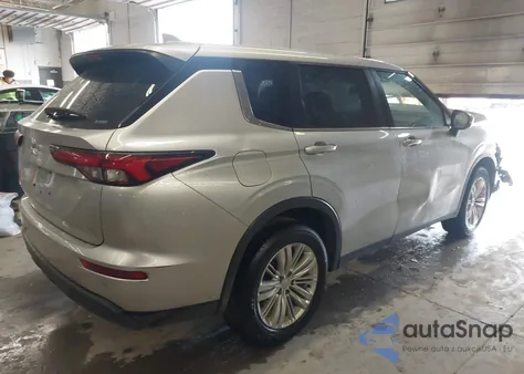 2023 Mitsubishi Outlander Es 2.5 S-Awc z USA, uszkodzony, nr VIN JA4J4TA88PZ015540